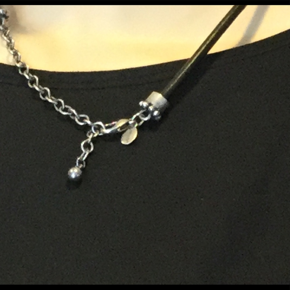 Shield Necklace 🛡 - Picture 3 of 3
